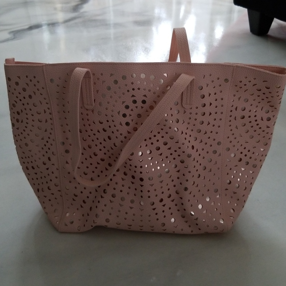 Tote